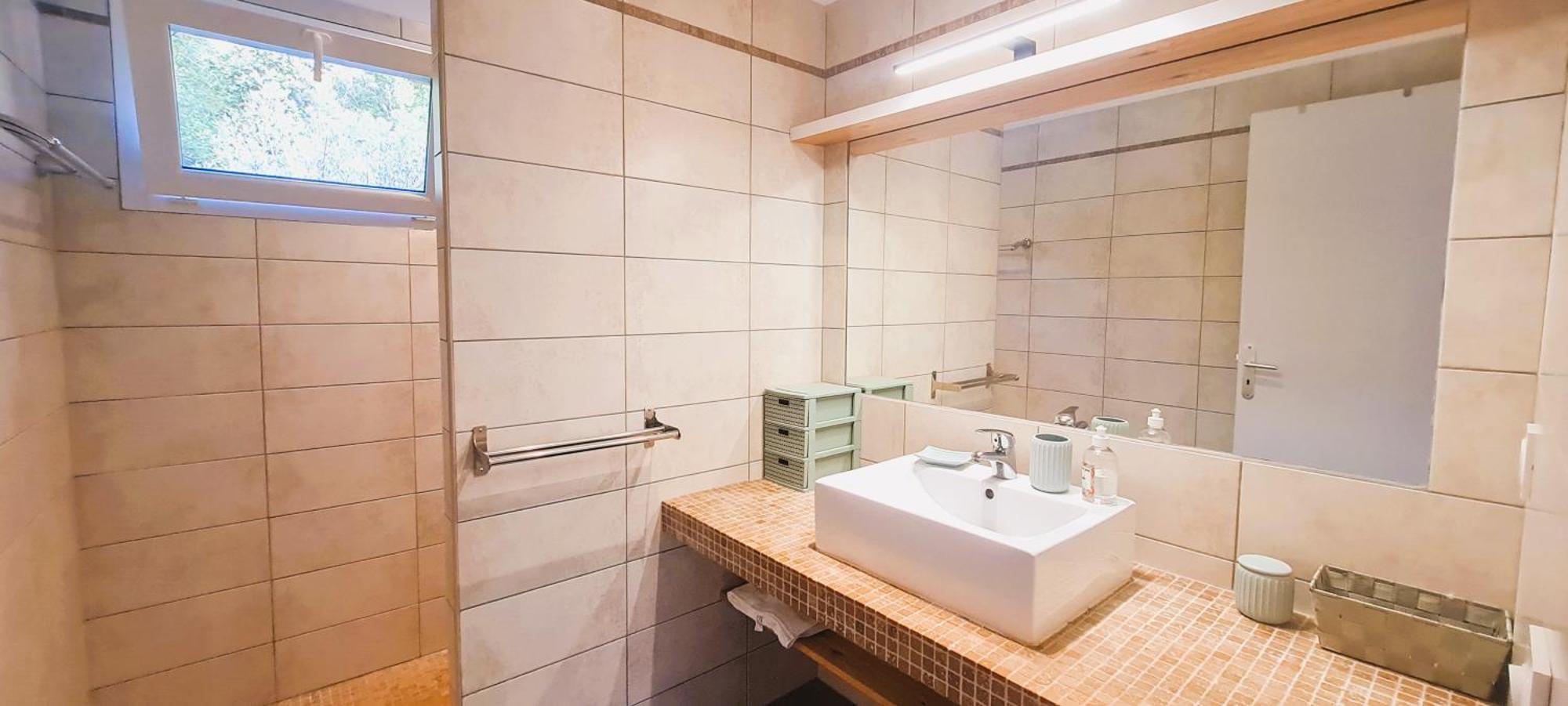 Appt RDC 90 m2 NEUF climatisé rivière et plage Sainte-Lucie-de-Porto-Vecchio Extérieur photo