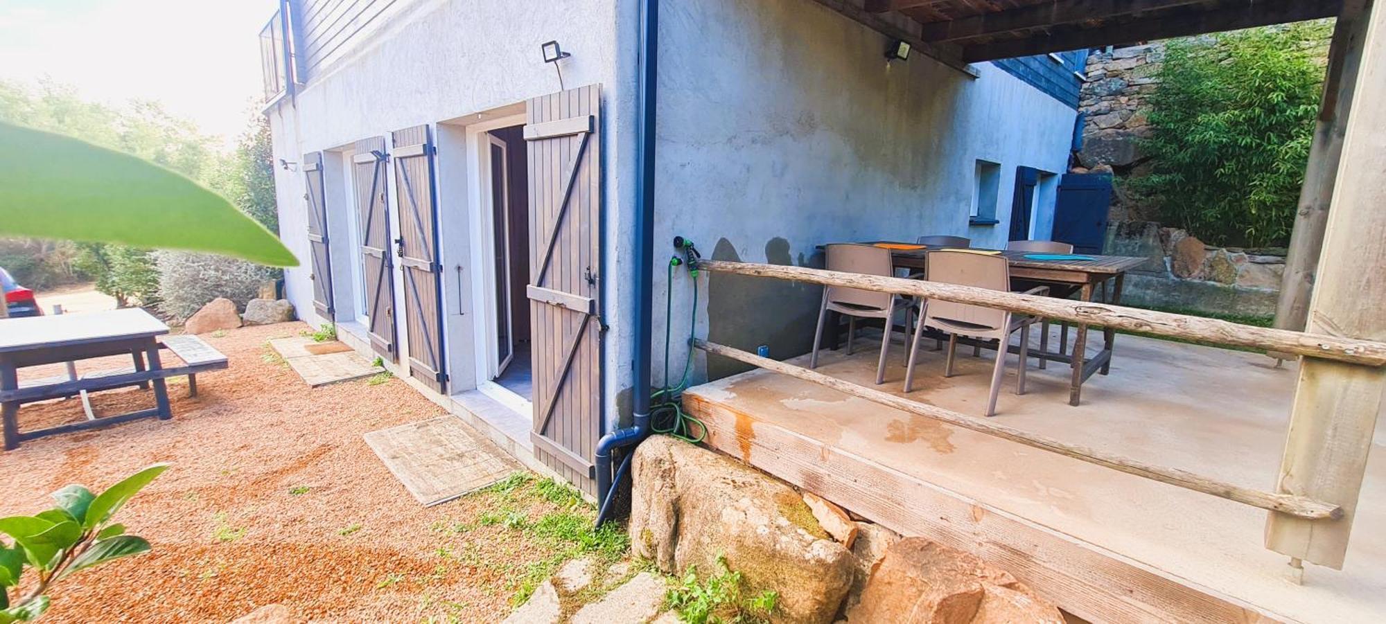 Appt RDC 90 m2 NEUF climatisé rivière et plage Sainte-Lucie-de-Porto-Vecchio Extérieur photo