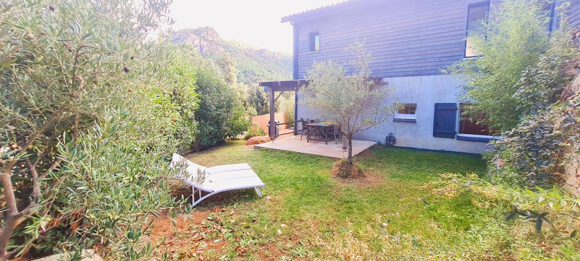 Appt RDC 90 m2 NEUF climatisé rivière et plage Sainte-Lucie-de-Porto-Vecchio Extérieur photo